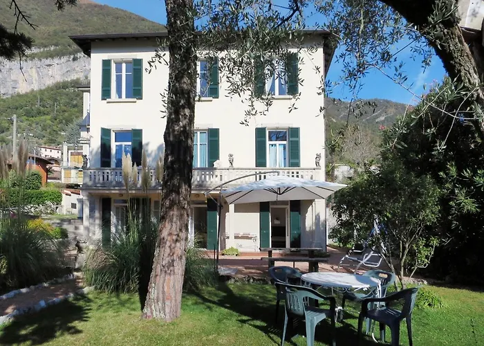 Costanza-1 By Interhome דירה *