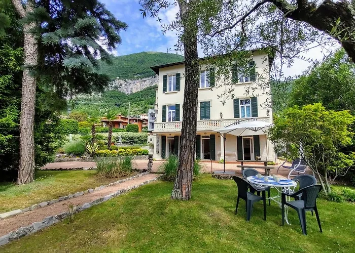 Costanza-1 By Interhome Apartment Mezzegra