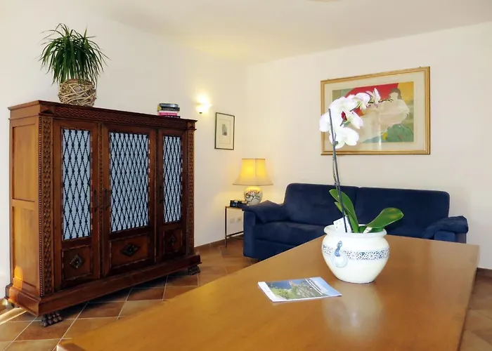 Costanza-1 By Interhome *