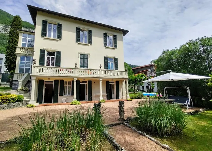 Apartment Costanza-1 By Interhome *